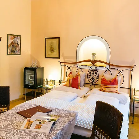 Hotel Boutique Ur-wachau 4*