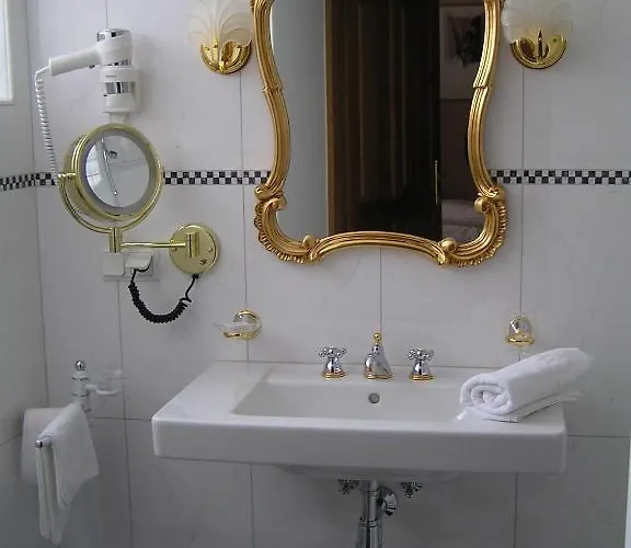 Hotel Boutique Ur-wachau 4*